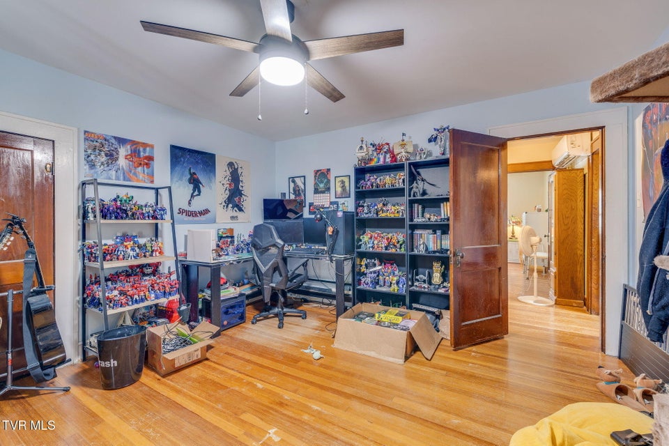 Photo #29: 222 2nd Street