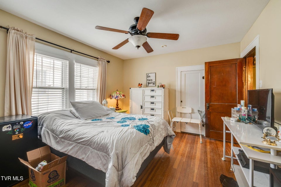 Photo #22: 222 2nd Street