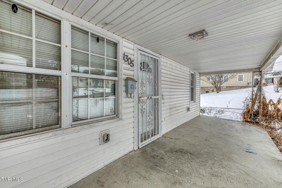 Photo #20: 1305 Saint Louis Street