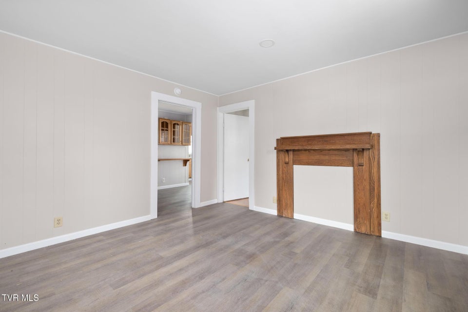 Photo #12: 457 Bernard Avenue