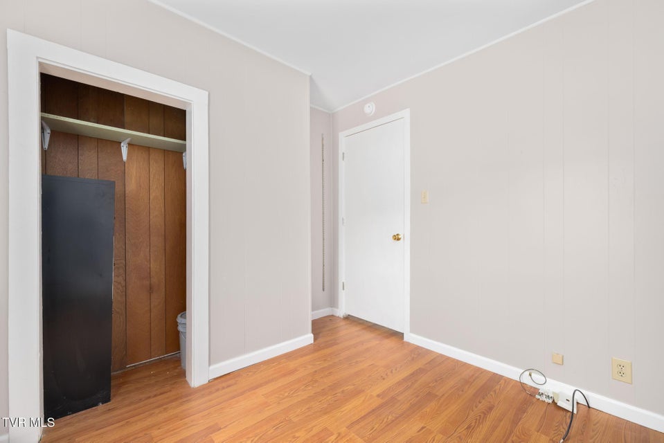 Photo #27: 457 Bernard Avenue