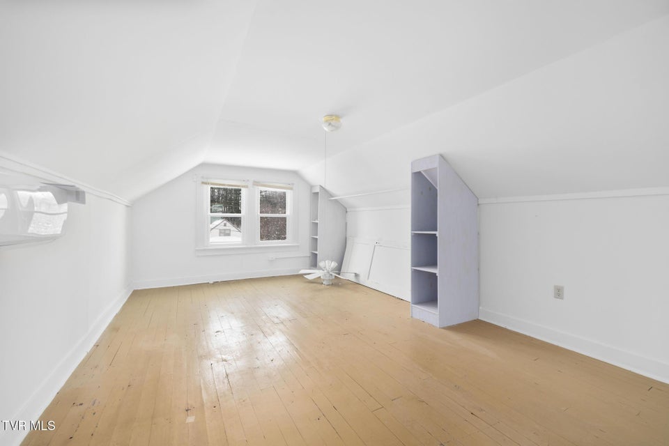 Photo #31: 457 Bernard Avenue