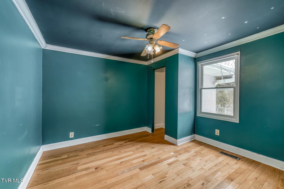 Photo #7: 1305 Saint Louis Street