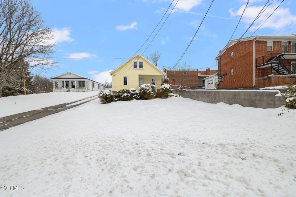 Photo #3: 457 Bernard Avenue