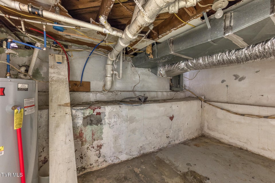 Photo #16: 1305 Saint Louis Street