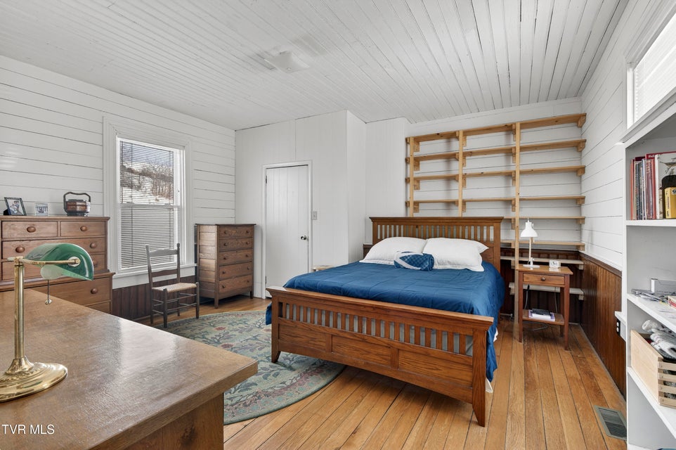 Photo #21: 15439 Prices Bridge Road