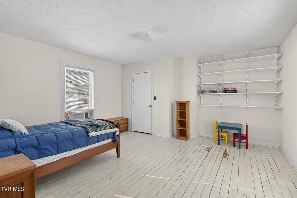 Photo #32: 15439 Prices Bridge Road