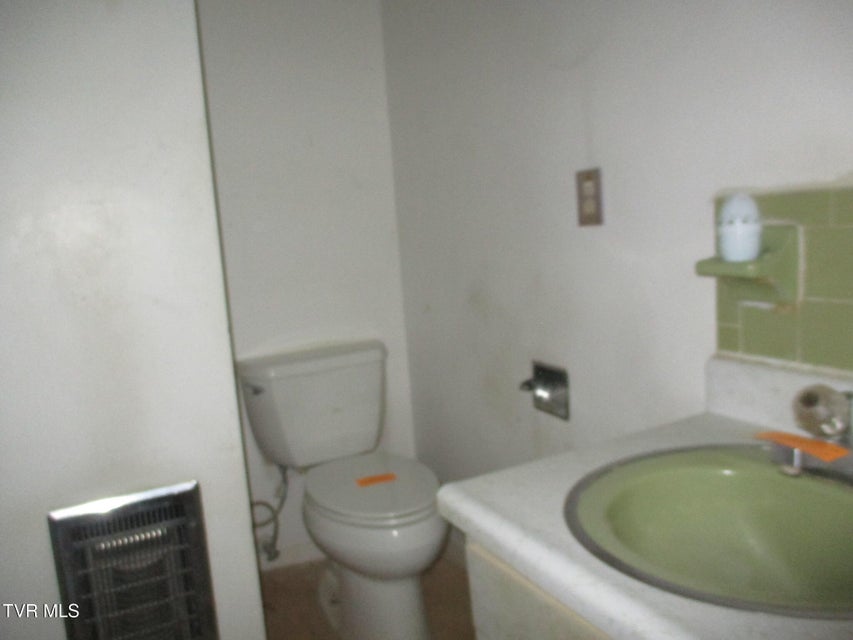 Photo #6: 111 Sugar Maple Lane