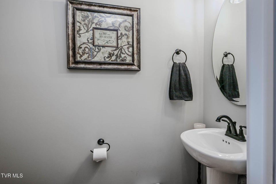 Photo #5: 319 Piper Glen 