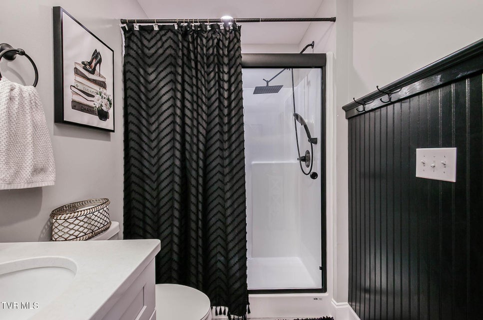 Photo #29: 319 Piper Glen 