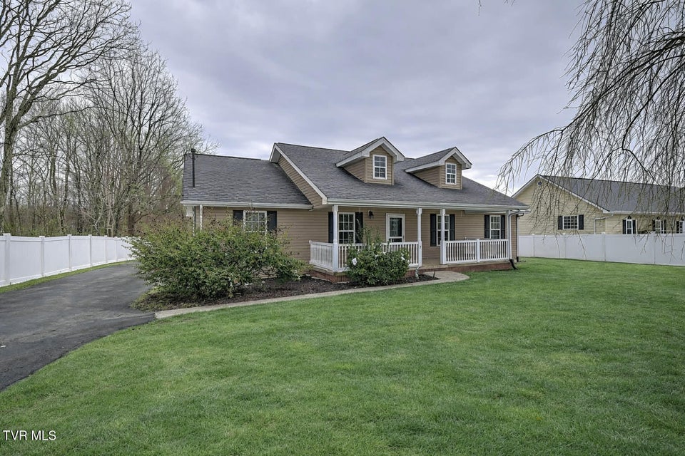 Photo #4: 673 Sugar Hollow Road