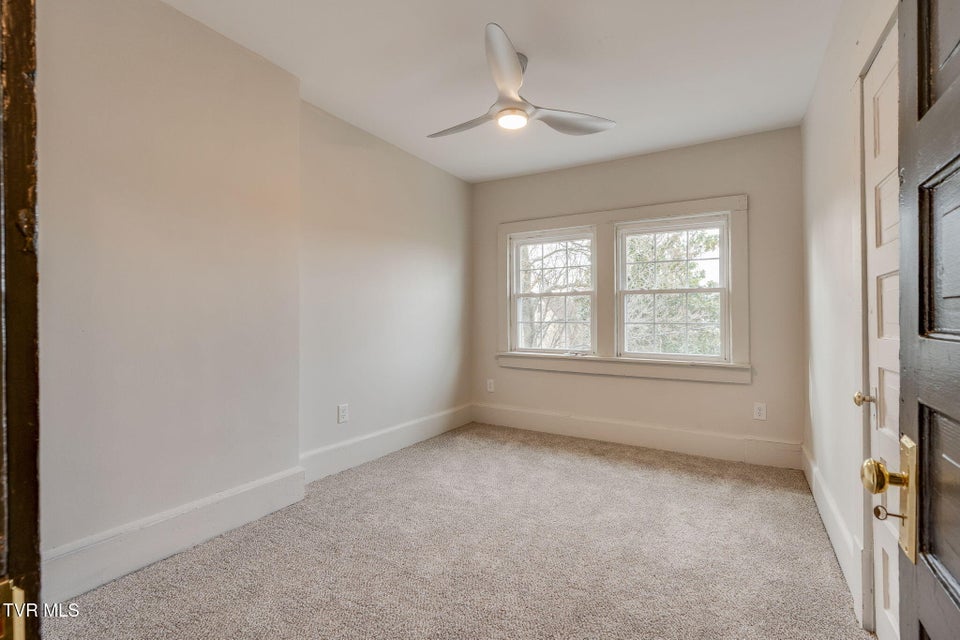 Photo #19: 213 Sullivan Street