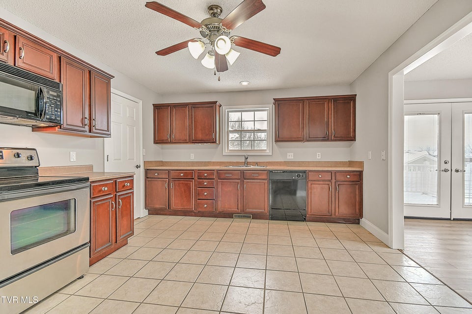 Photo #11: 673 Sugar Hollow Road