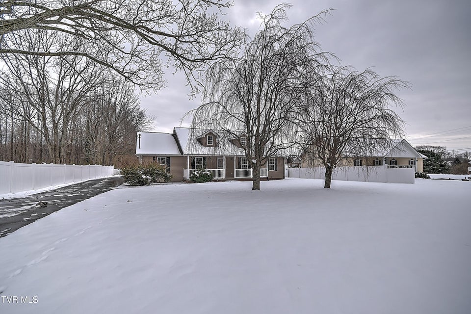 Photo #33: 673 Sugar Hollow Road