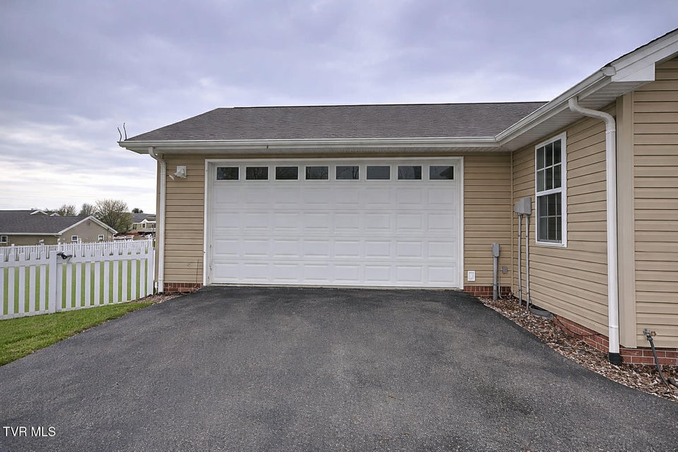 Photo #25: 673 Sugar Hollow Road