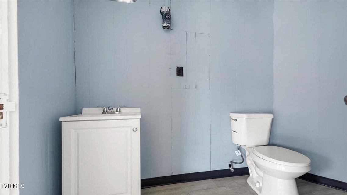 Photo #13: 1028 Center Street