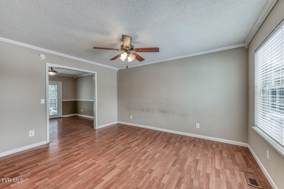 Photo #4: 108 Boardwalk 