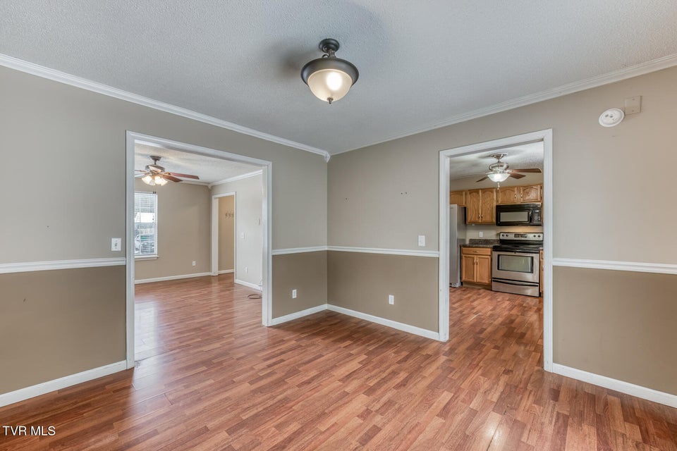 Photo #8: 108 Boardwalk 