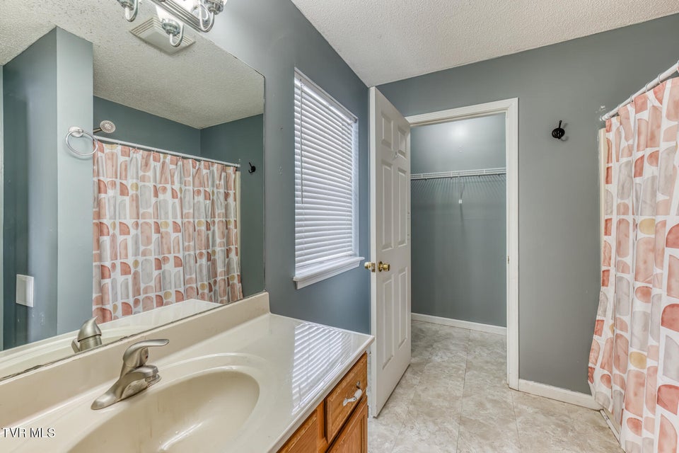 Photo #17: 108 Boardwalk 