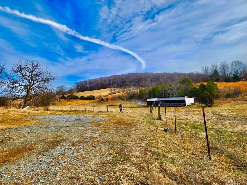 Photo #34: 626 Conklin Road