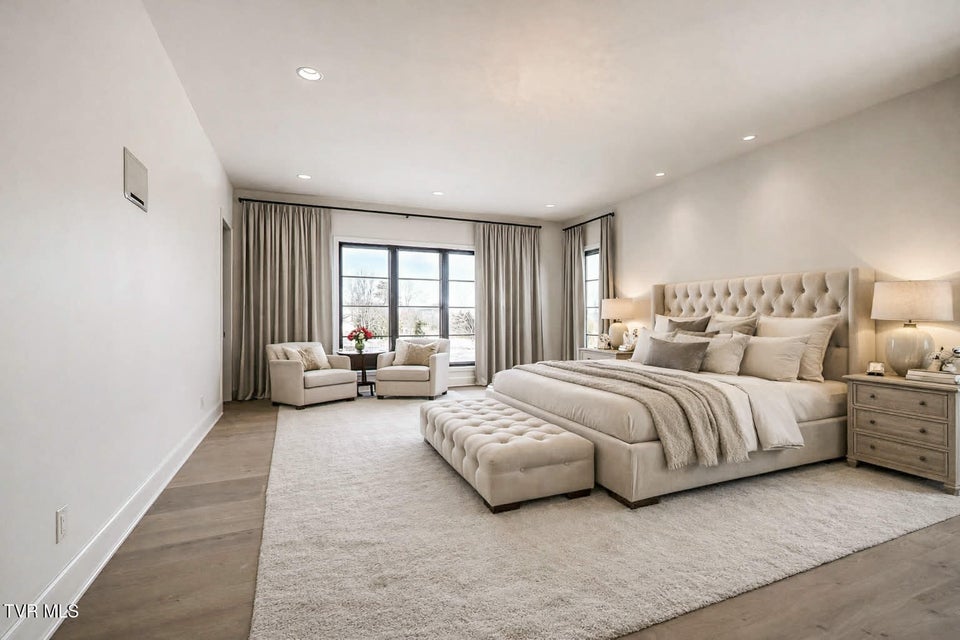 Photo #38: 18213 Old Jonesboro Road