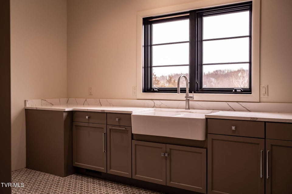 Photo #54: 18213 Old Jonesboro Road