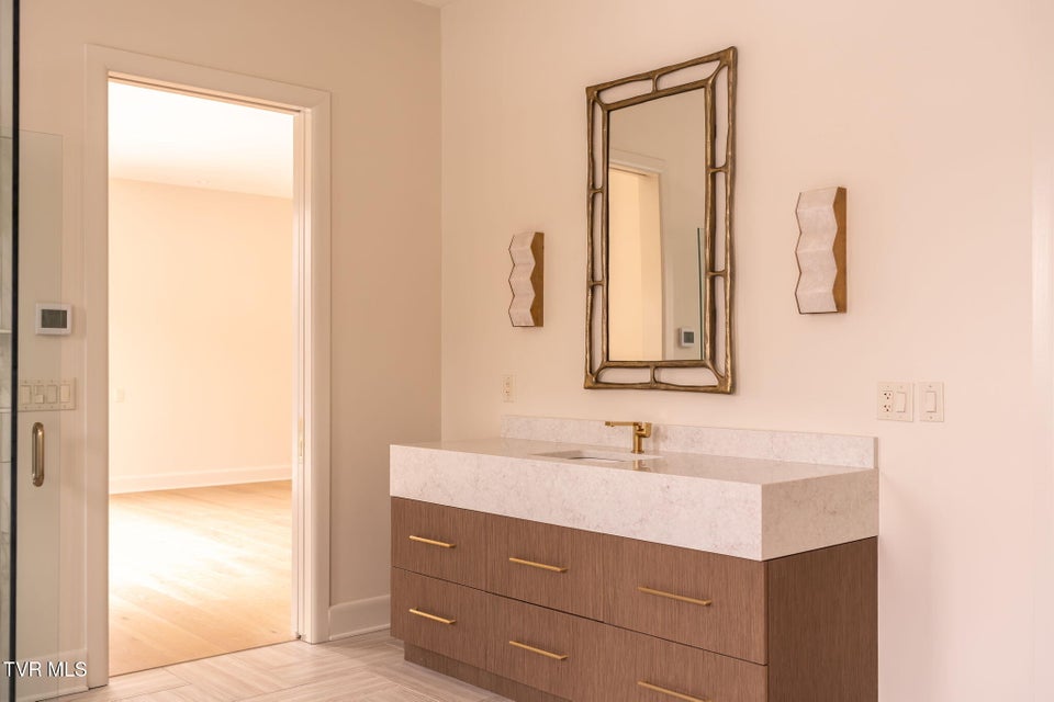 Photo #43: 18213 Old Jonesboro Road