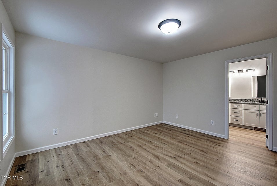 Photo #20: 218 Old Siam Road