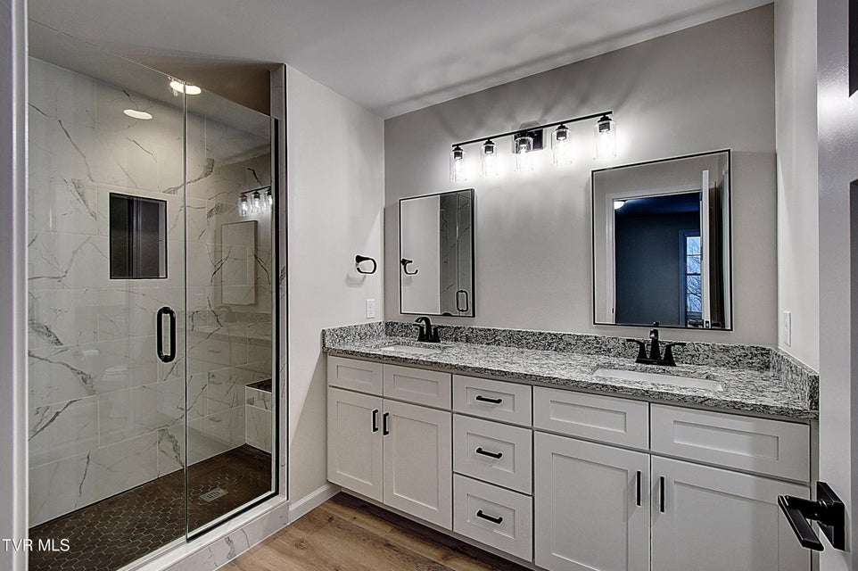 Photo #21: 218 Old Siam Road