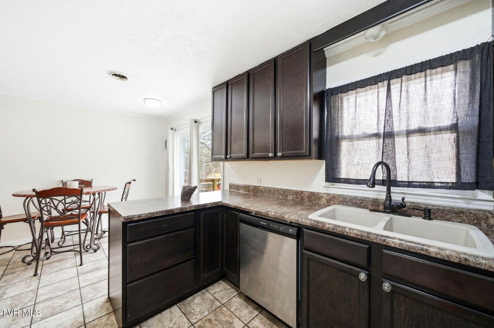 Photo #13: 419 Mohawk Drive