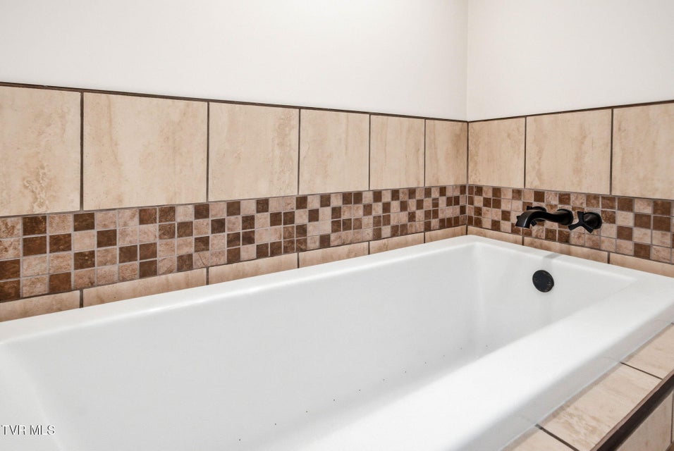 Photo #42: 419 Mohawk Drive