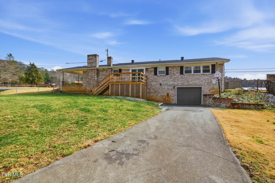 Photo #49: 419 Mohawk Drive