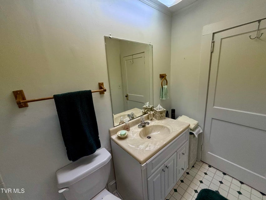 Photo #14: 313 School Street