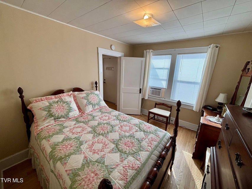 Photo #12: 313 School Street