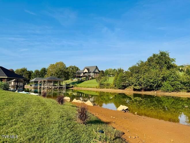 Photo #4: 164 Forest Lane