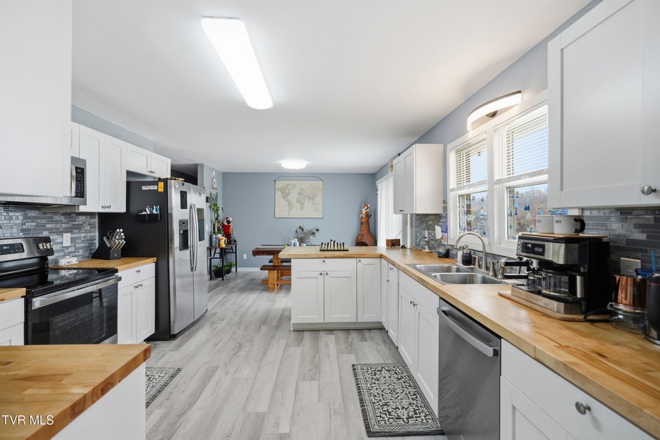 Photo #11: 1325 Boones Creek Road