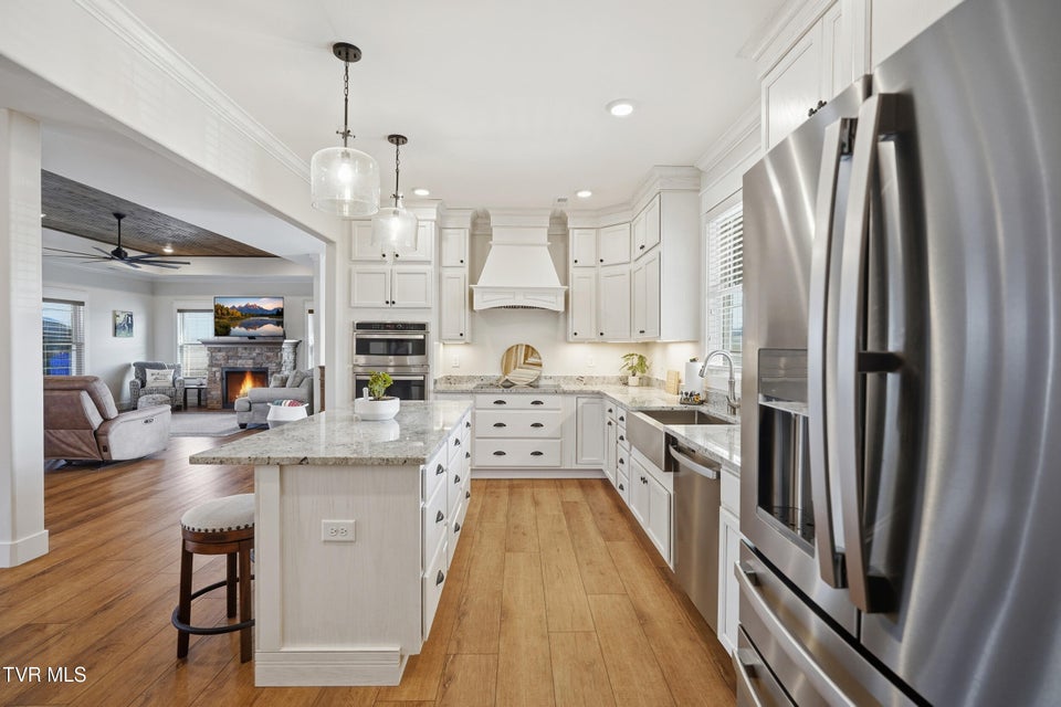 Photo #11: 301 Painter Road