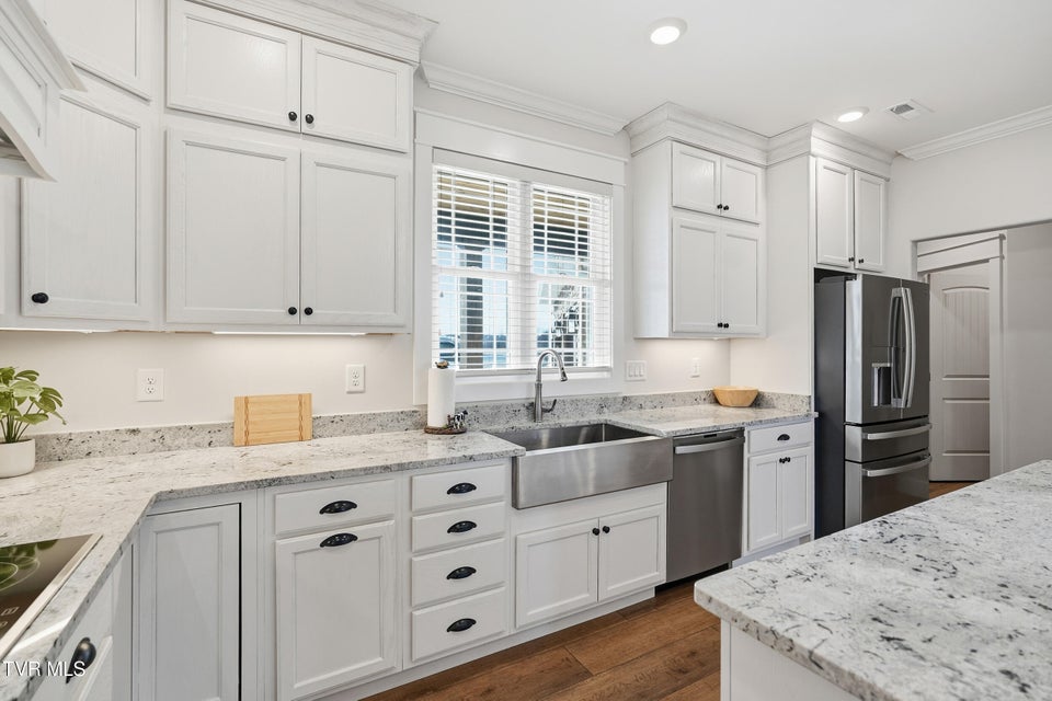 Photo #13: 301 Painter Road