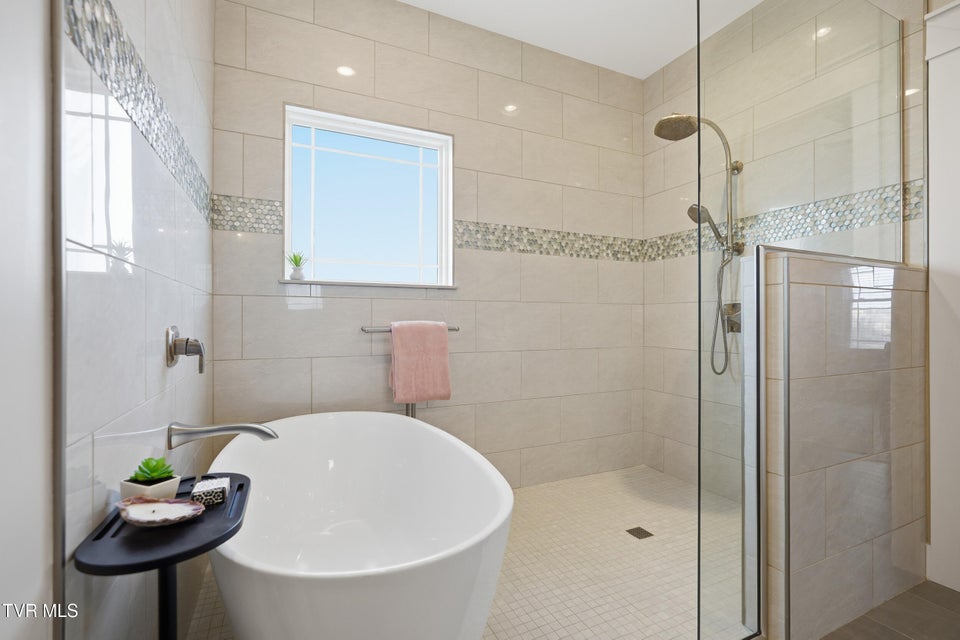 Photo #21: 301 Painter Road