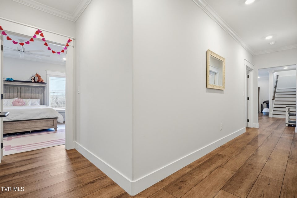 Photo #31: 301 Painter Road