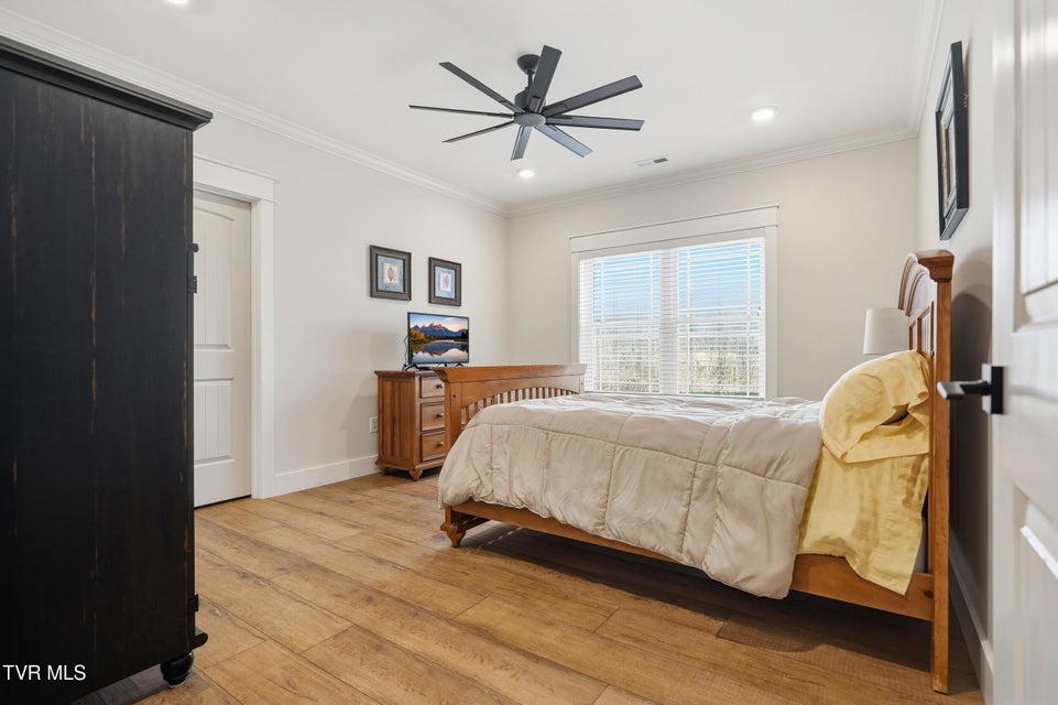 Photo #34: 301 Painter Road