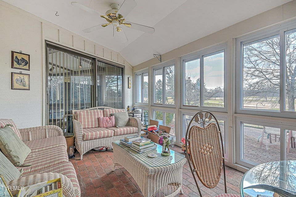 Photo #11: 310 Par Lane