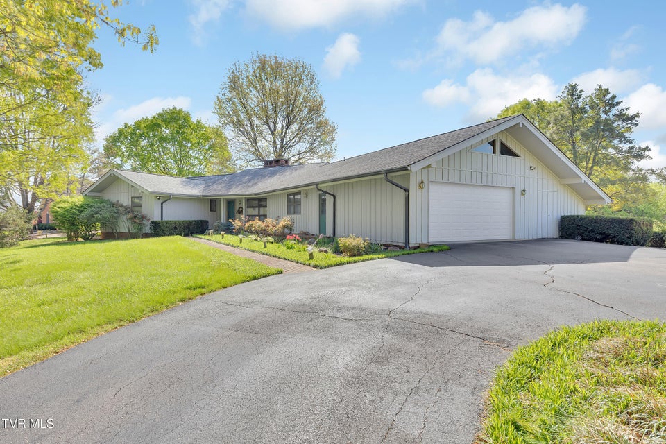 Photo #48: 310 Par Lane