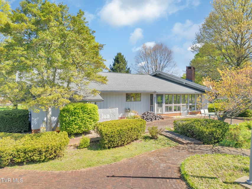 Photo #50: 310 Par Lane