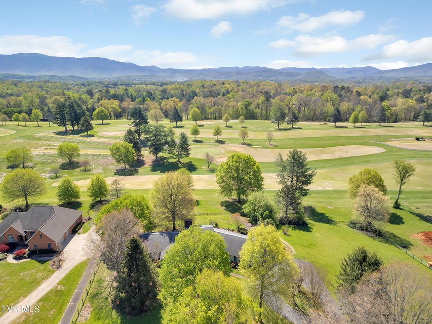 Photo #5: 310 Par Lane