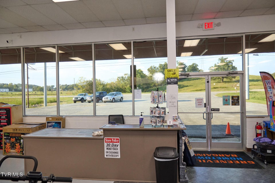 Photo #9: 4185 Andrew Johnson Highway