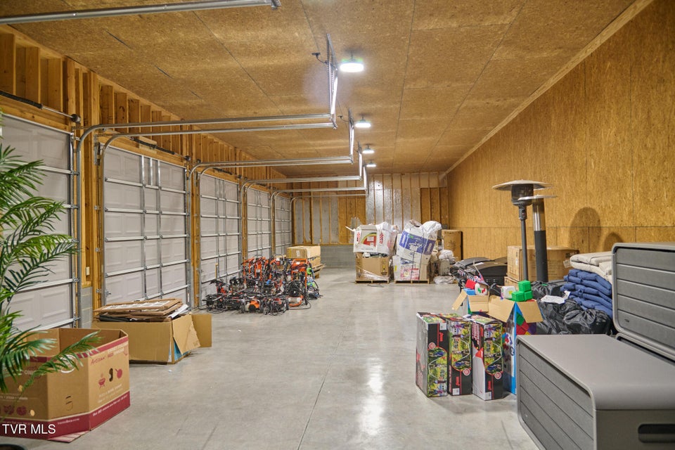 Photo #7: 4185 Andrew Johnson Highway