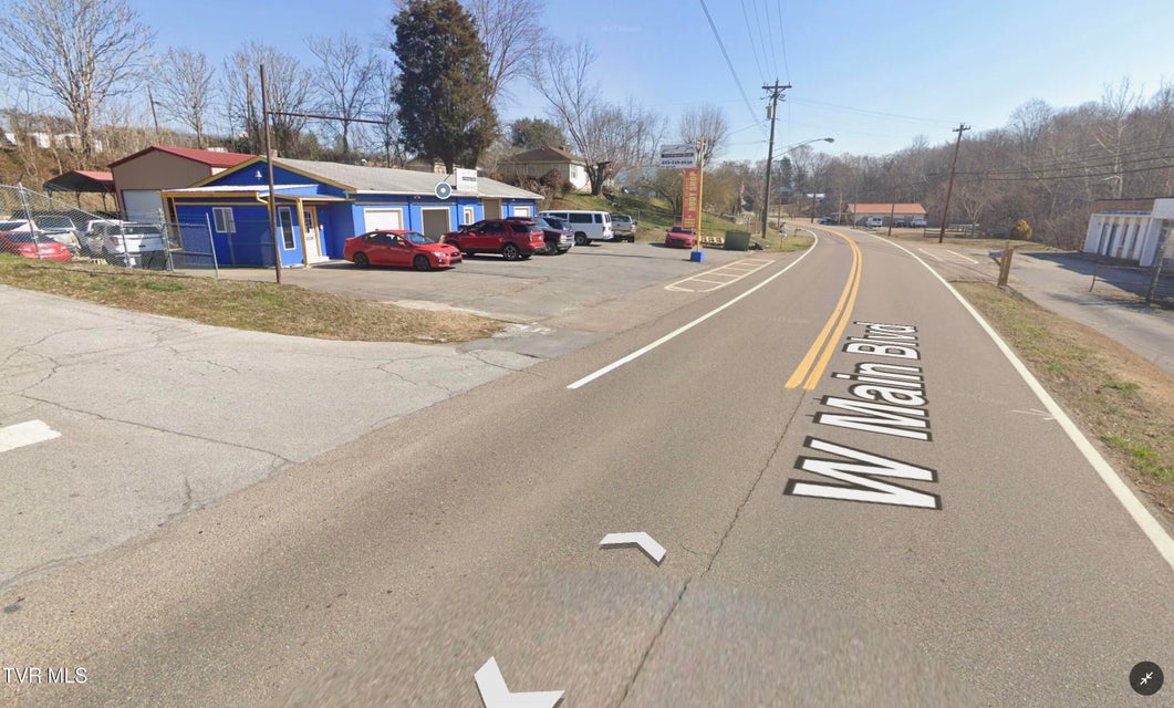 Photo #30: 220 Main Boulevard