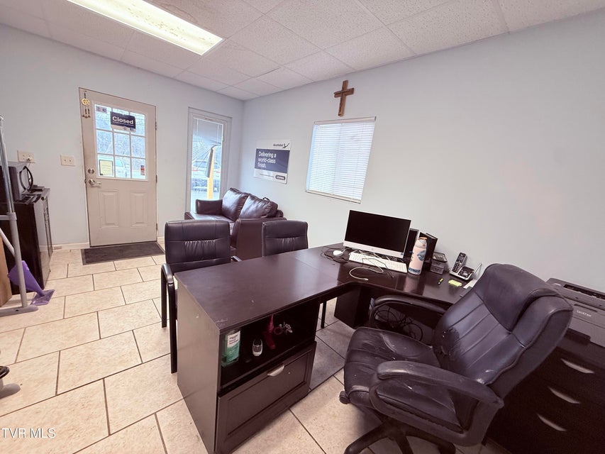 Photo #27: 220 Main Boulevard