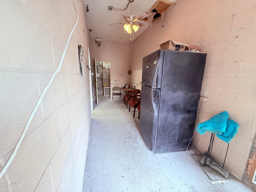 Photo #15: 220 Main Boulevard